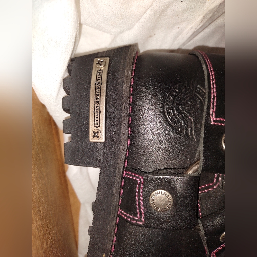 Milwaukee Motorcycle Style Knee High Boots - Brand New in Box - Picture 12 of 15